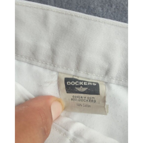 DOCKERS Mens Beige Size 38 Classic Fit Khakis - Picture 3 of 7